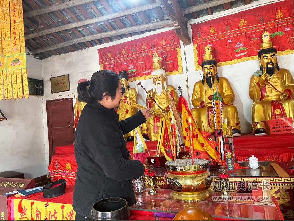 明天冬月廿九日，冬至，也是道教玉清元始天尊圣诞！